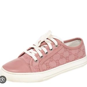 Gucci canvas tennis shoes